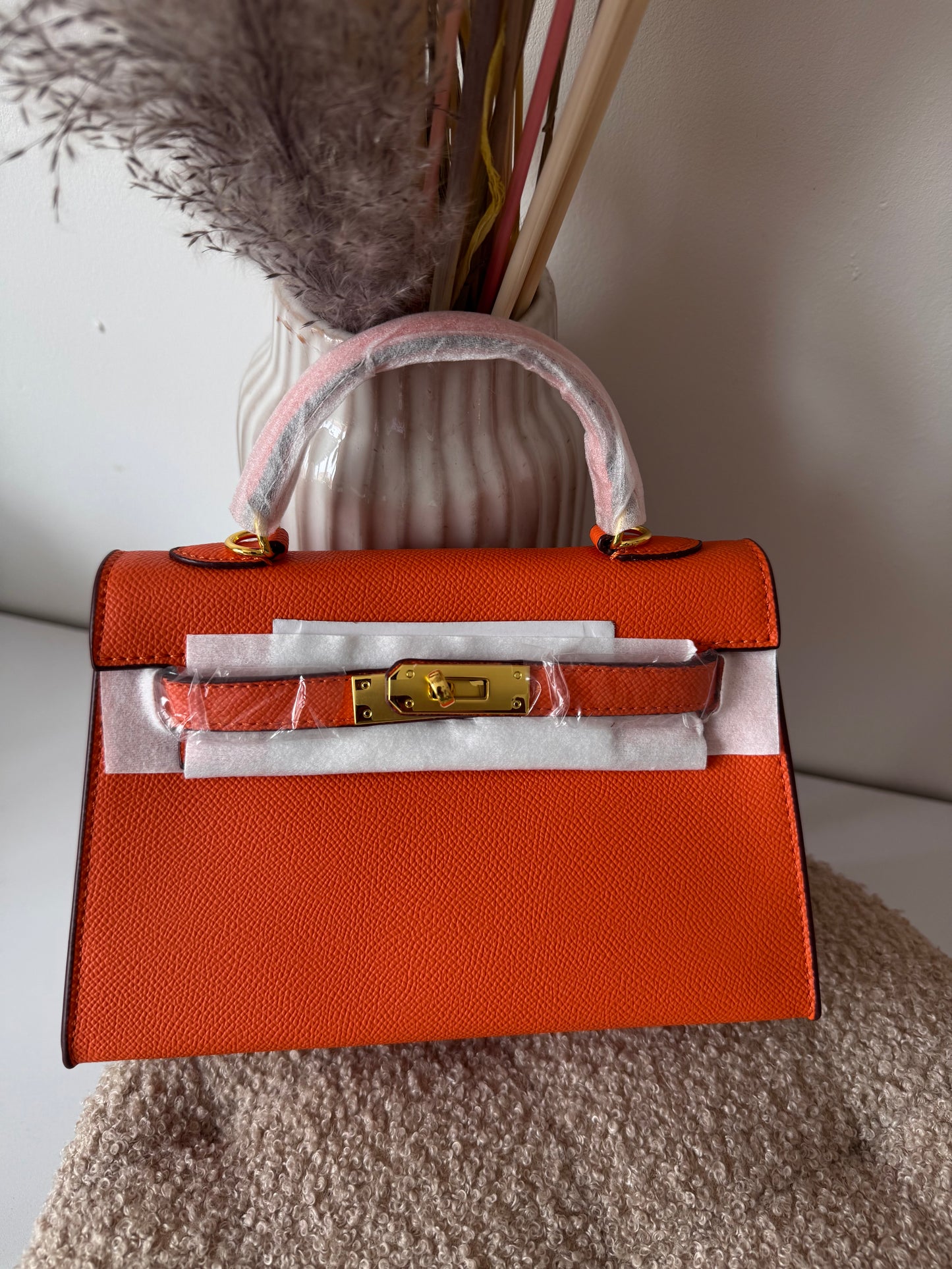 Sac modèle Keny 22 cm – Cuir véritable finition doré