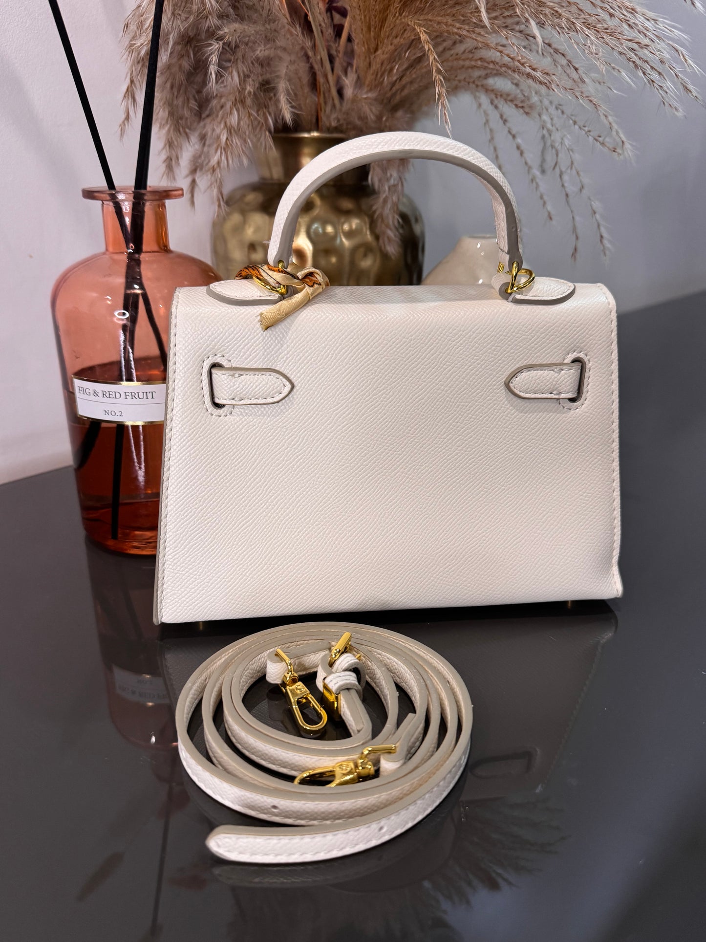 Sac modèle Keny 19 cm – Cuir véritable finition doré