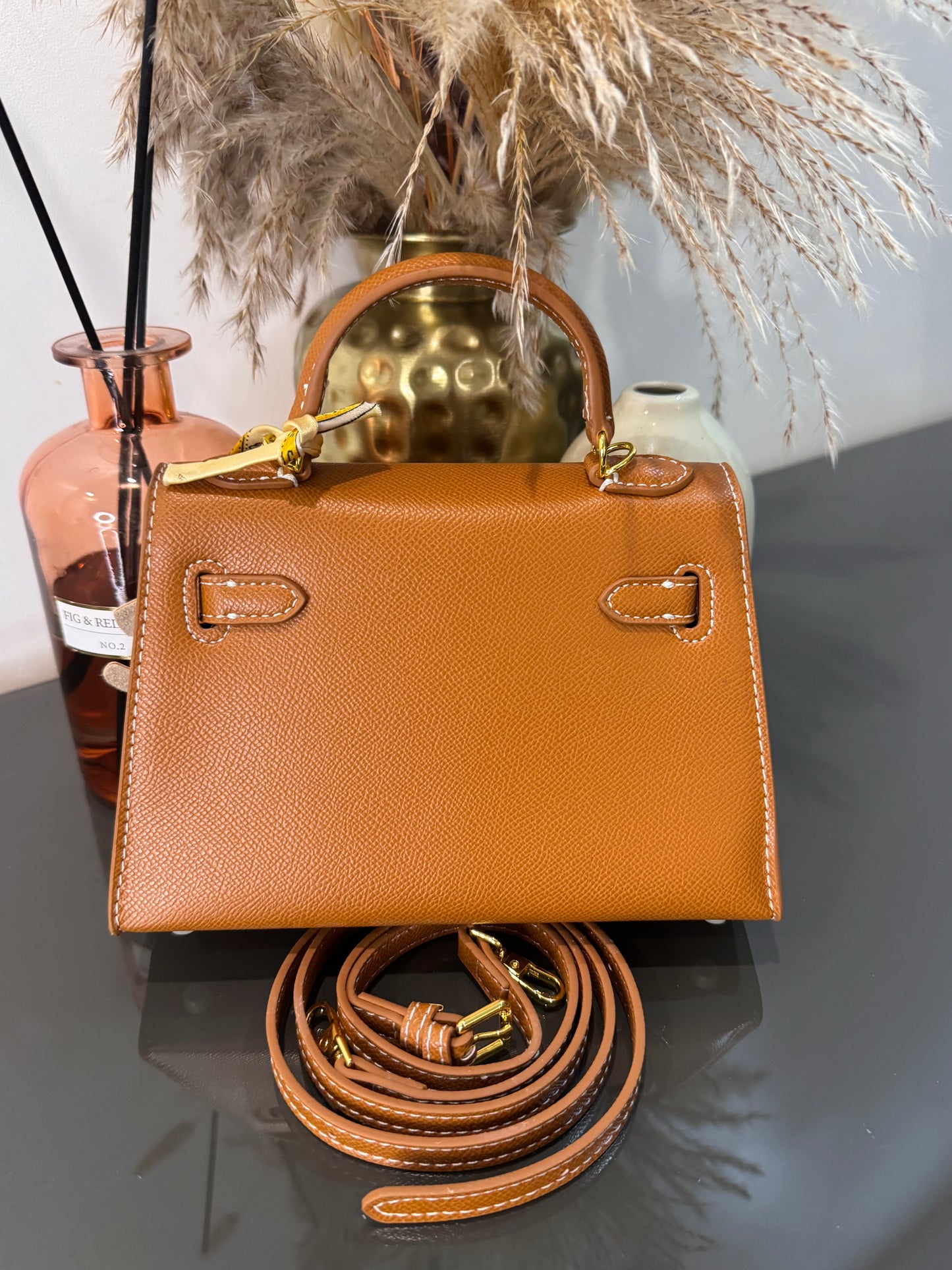 Sac modèle Keny 19 cm – Cuir véritable finition doré